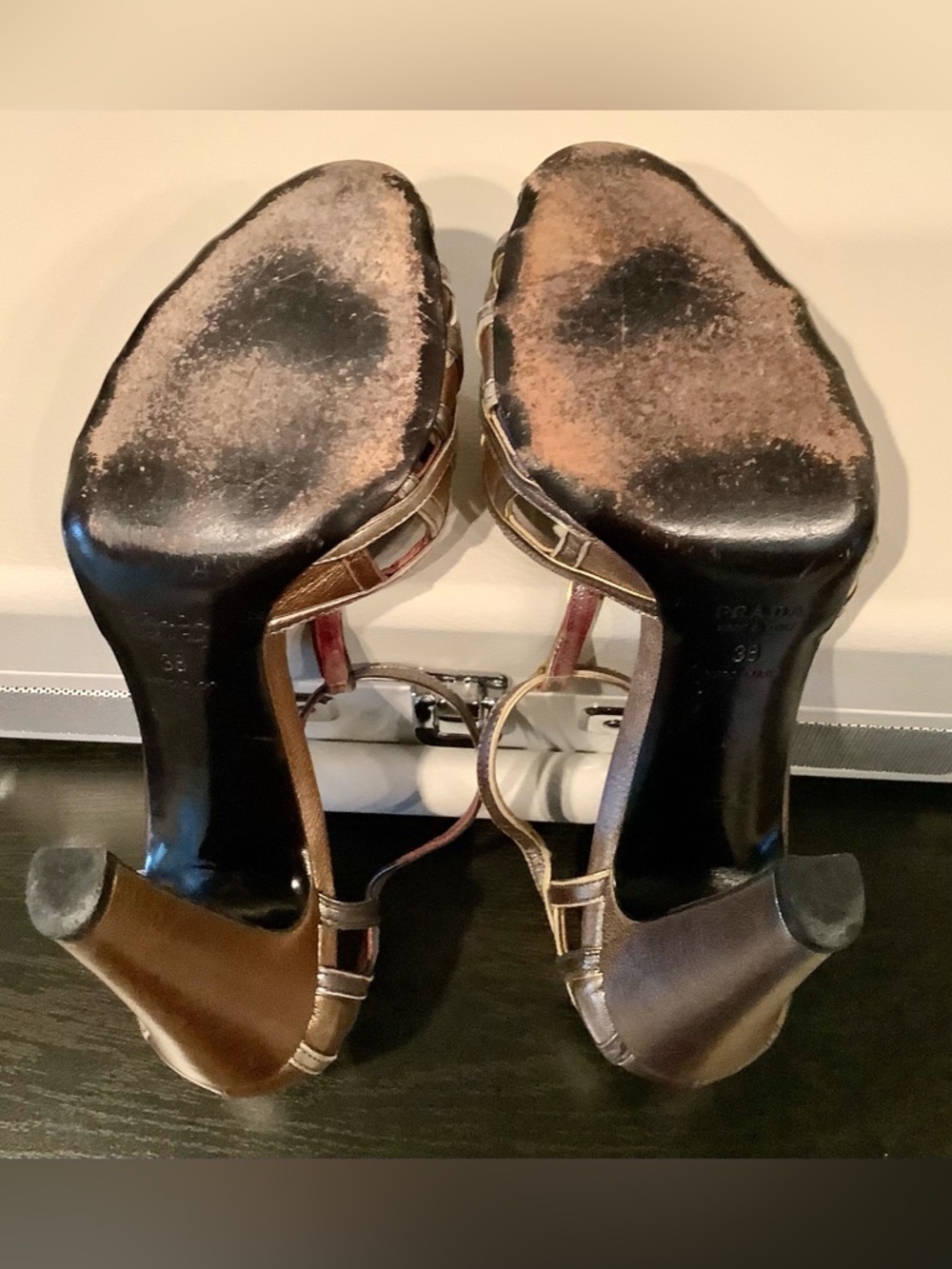Prada Shoes Metallic Leather T-Strap Heels    Size 8/38 - Picture 8 of 10